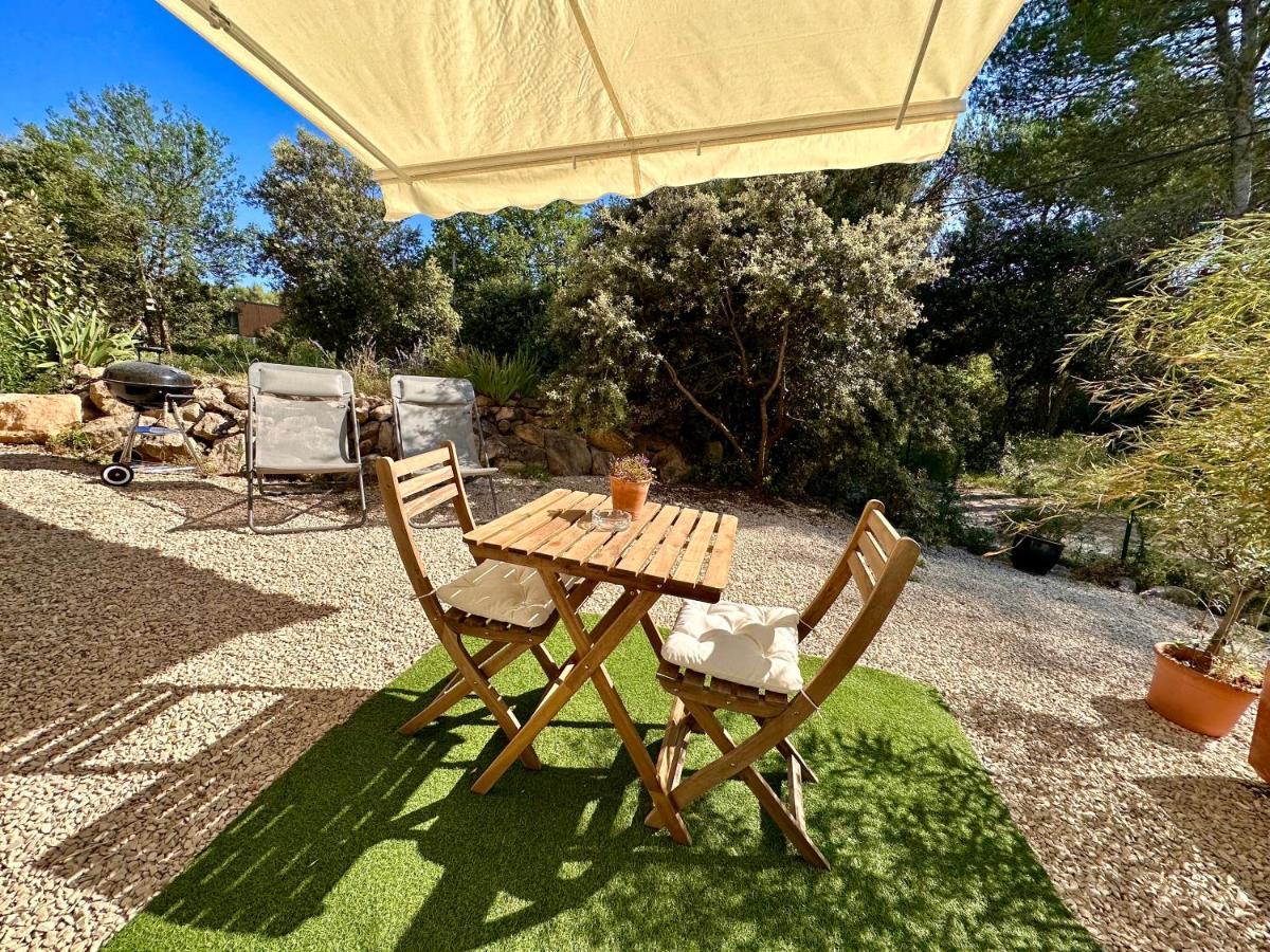 Paisible Studio Tout Neuf En Lisiere De Foret Peyrolles-en-Provence Exterior foto